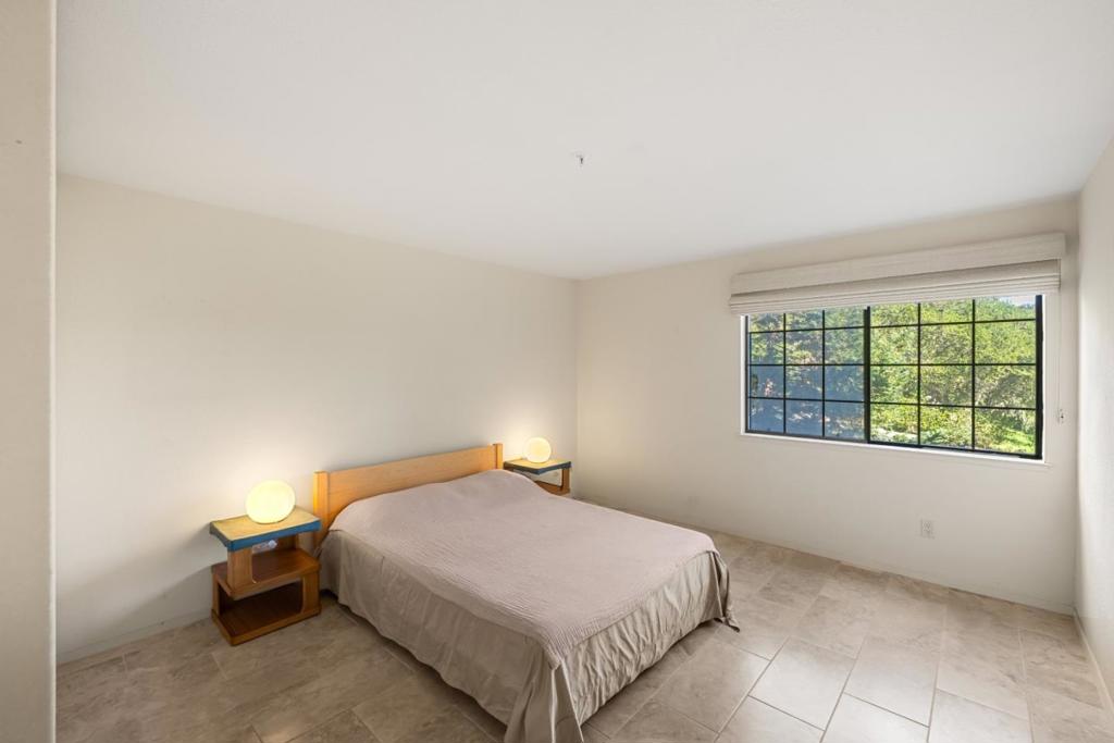 121 Quail Run Court Property Photo 16