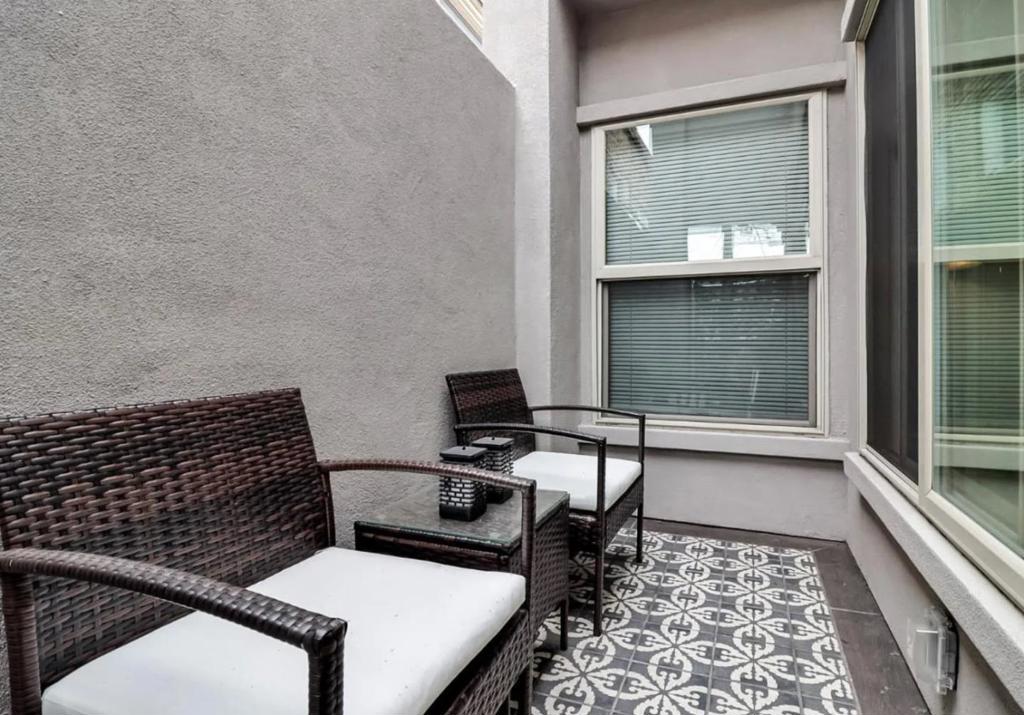 ML82040970 Property Photo 3