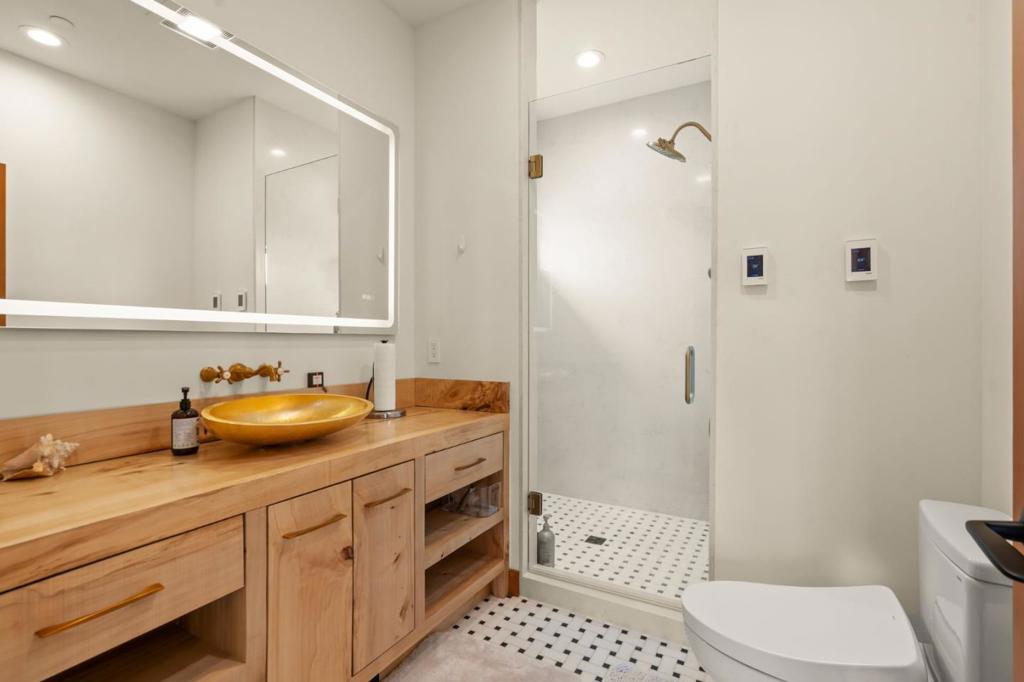 1525 Headlands Drive Property Photo 46