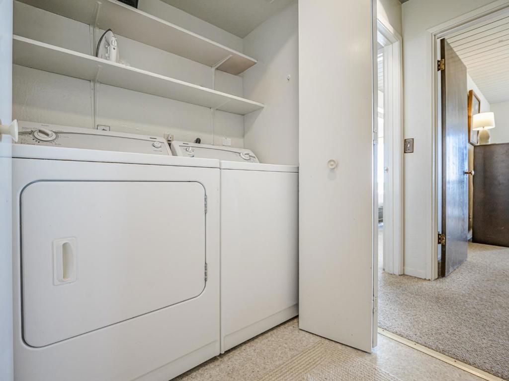 753 The Shoreline Property Photo 34