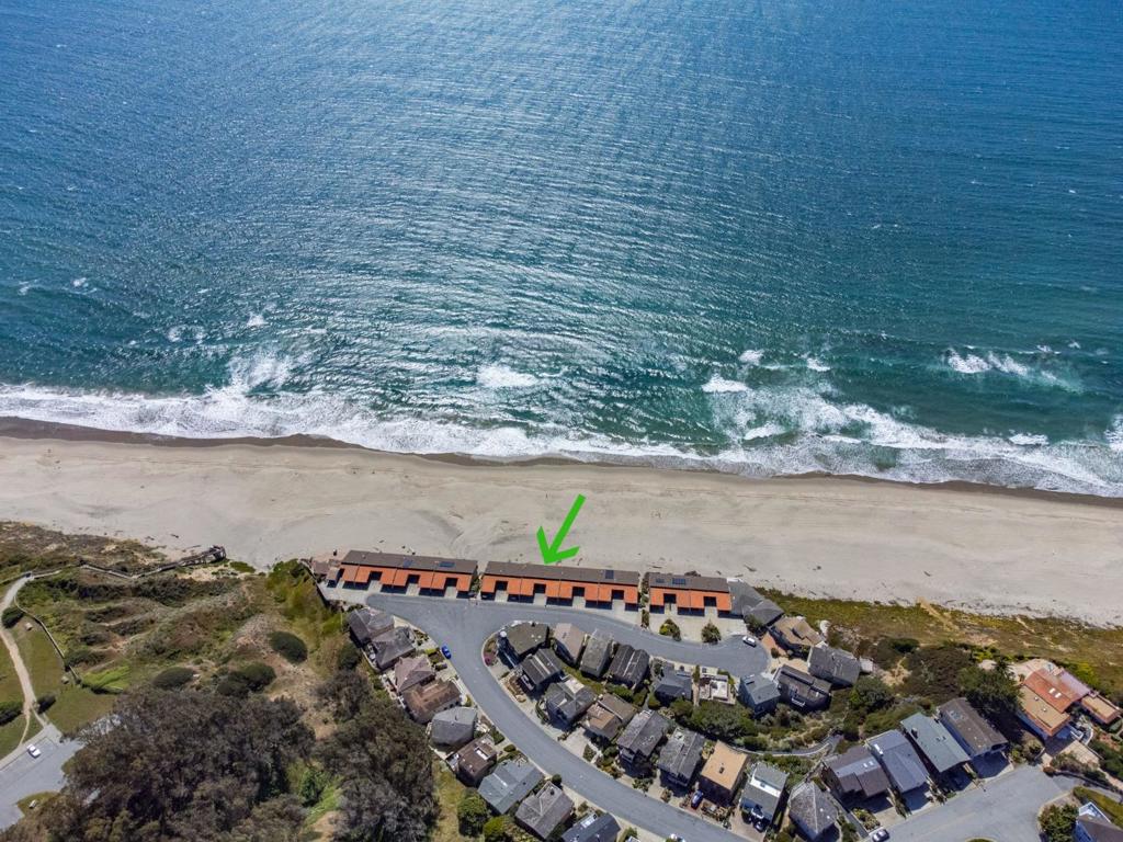 753 The Shoreline Property Photo 41
