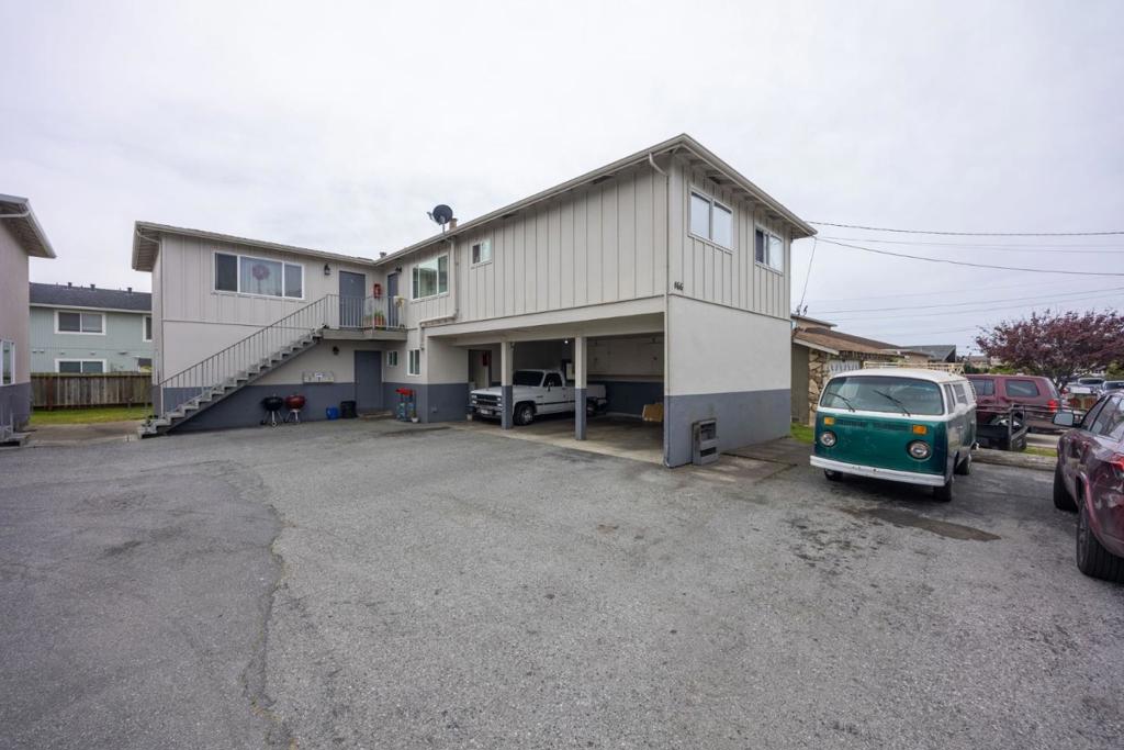 466 Willow Avenue Property Photo 3