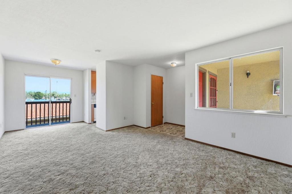 177 Monroe Street 8 Property Photo 6