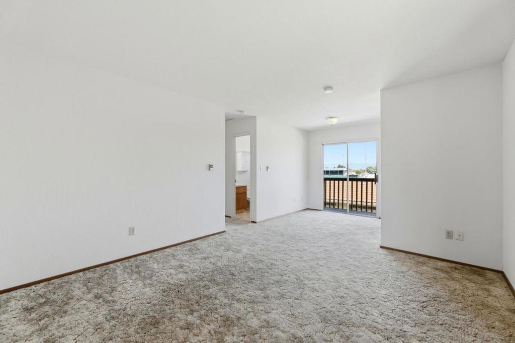 177 Monroe Street 8 Property Photo 7