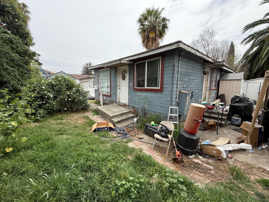 581 Illinois Avenue Property Photo 3