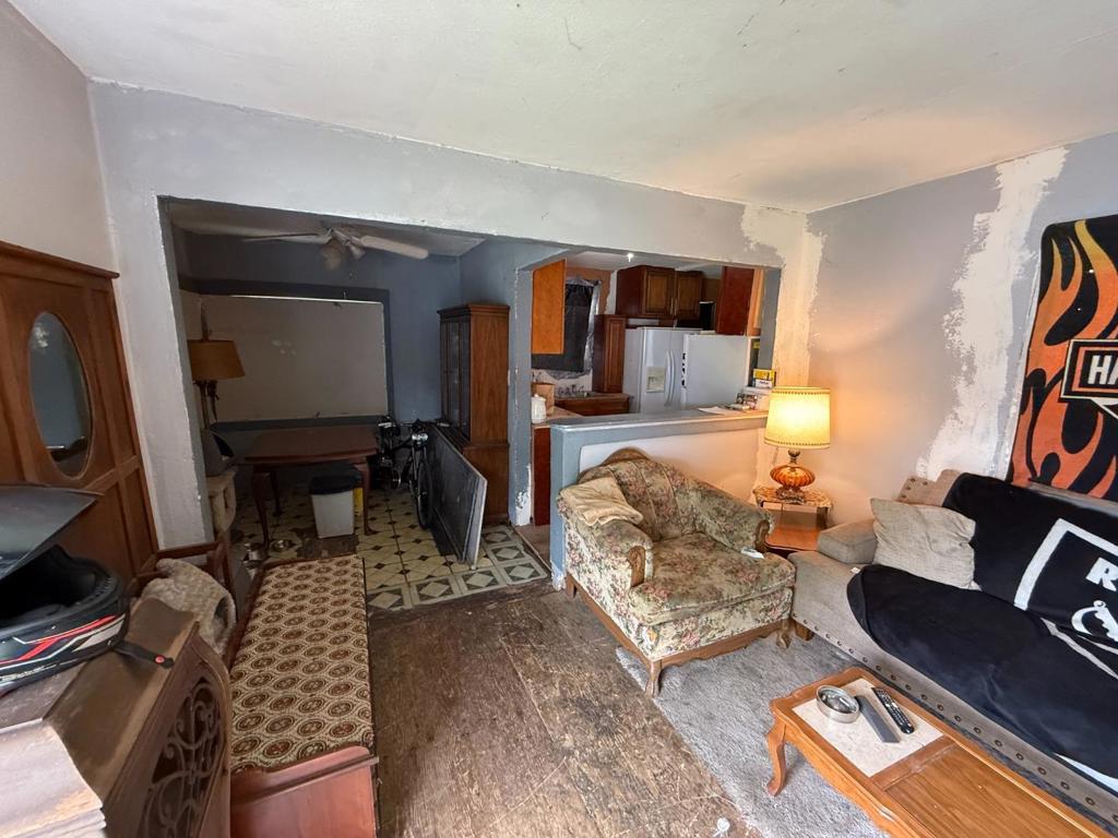 581 Illinois Avenue Property Photo 13