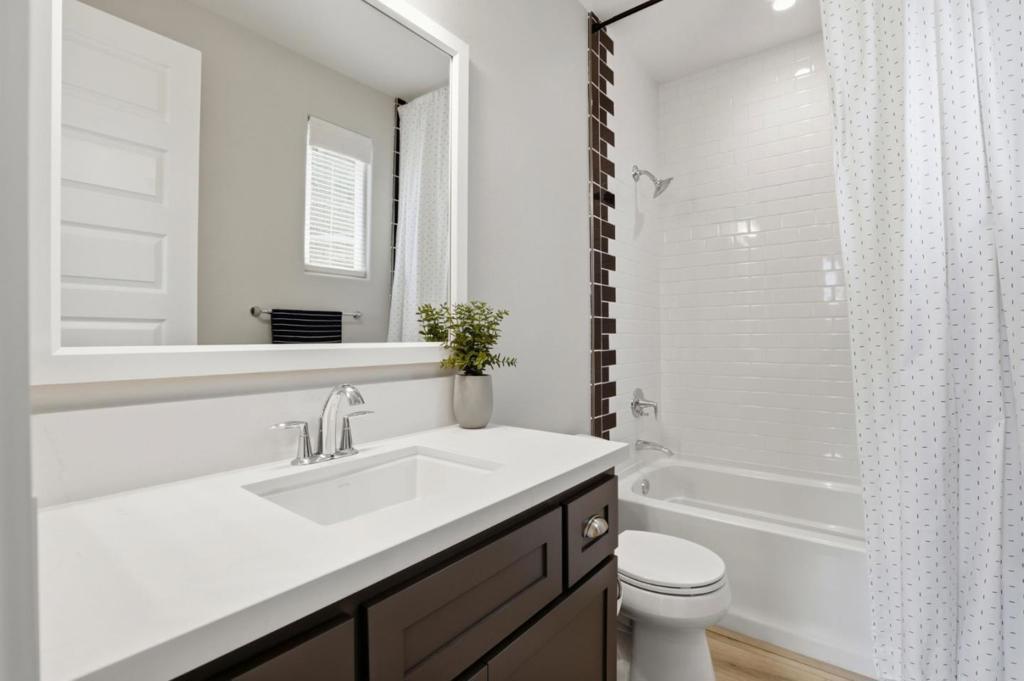 625 Los Castanos Drive Property Photo 32