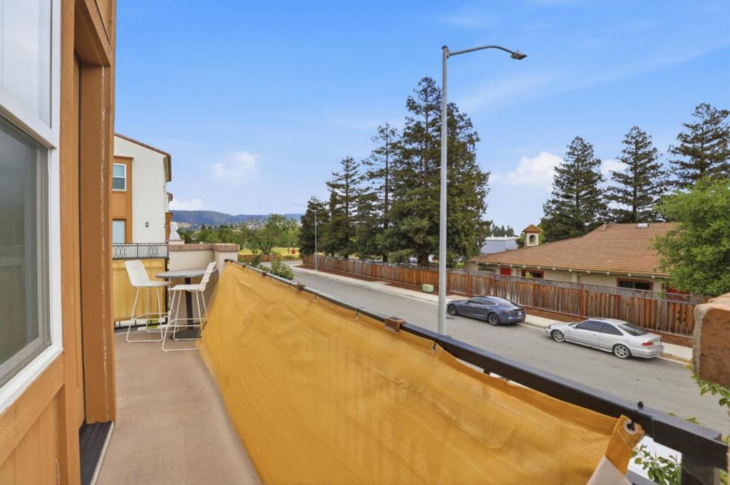 625 Los Castanos Drive Property Photo 40