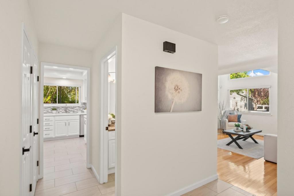 1558 Camden Village Circle Property Photo 6