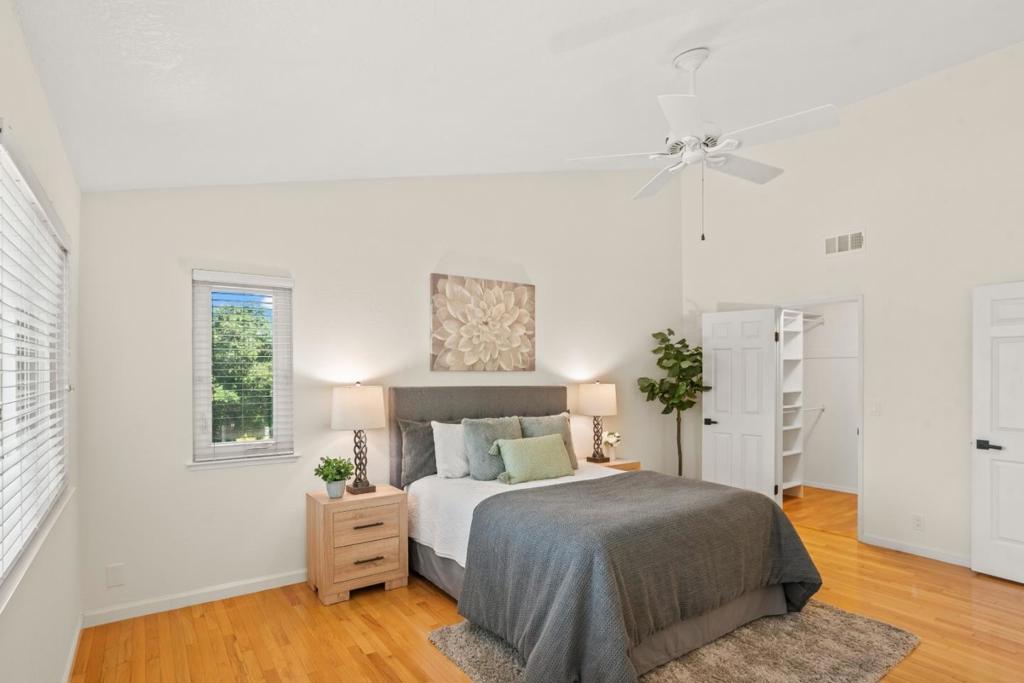1558 Camden Village Circle Property Photo 15