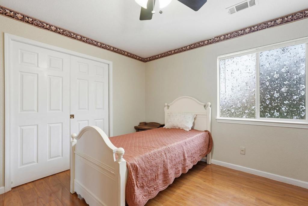 4514 Whimbrell Court Property Photo 18