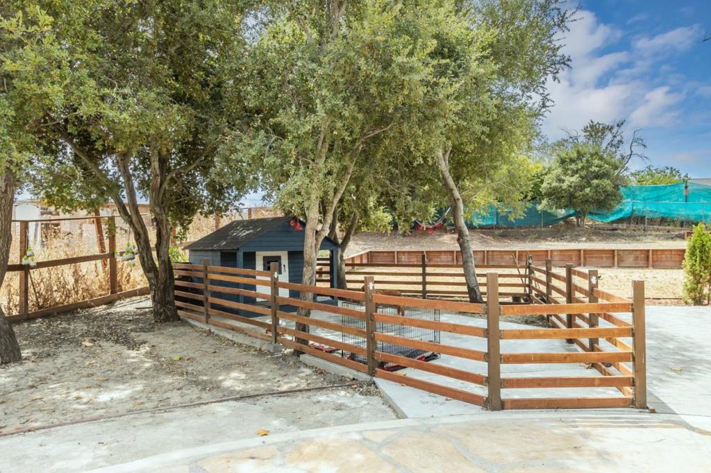 12405 Mount Hamilton Road Property Photo 11