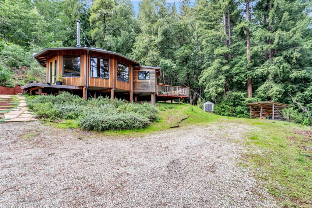 12845 Love Creek Road Property Photo 1
