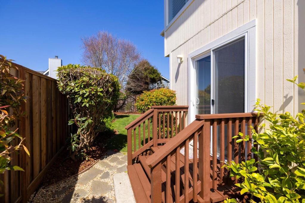 121 Bernal Avenue Property Photo 21