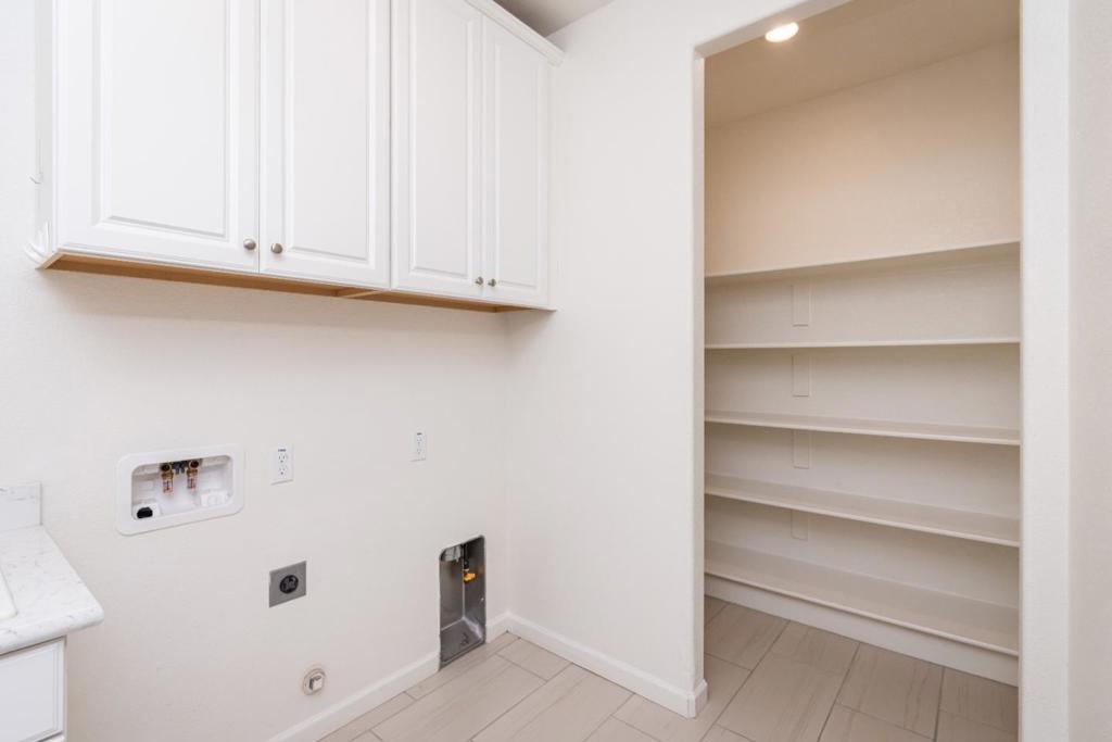 9269 Red Thistle Court Property Photo 33