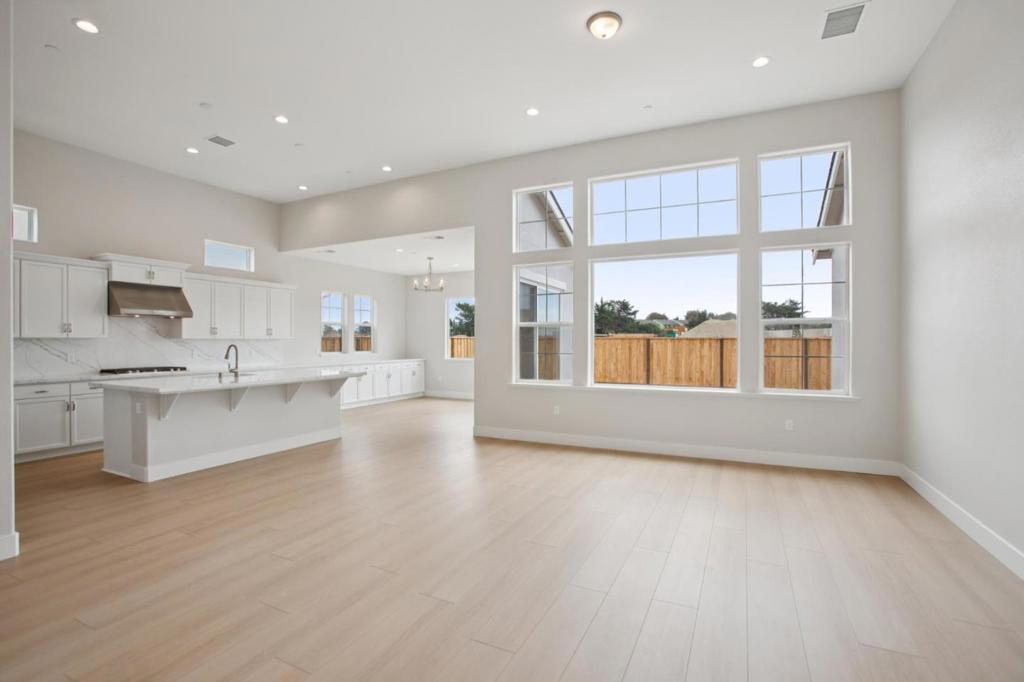 3090 Arroyo Drive Property Photo 2