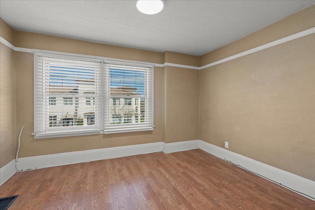 111 5th Street Property Photo 20