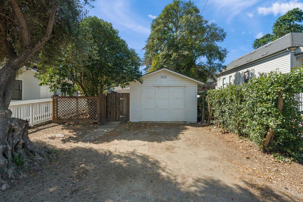 111 5th Street Property Photo 29