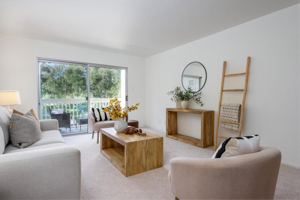 675 Sharon Park Drive 311 Property Photo 3