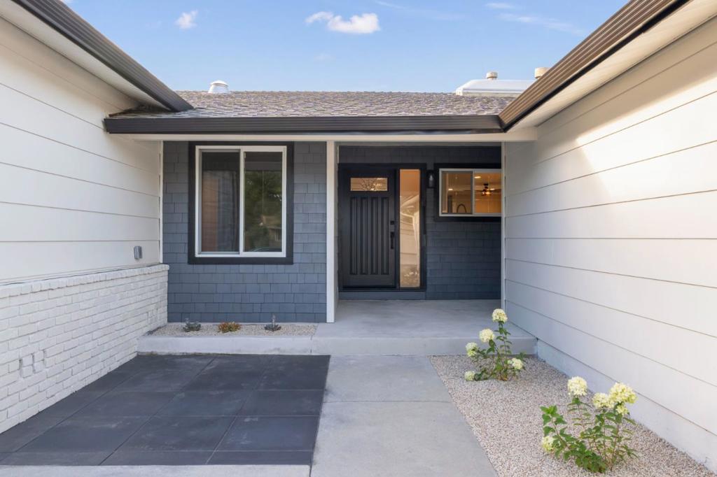 4029 El Coral Court Property Photo 6