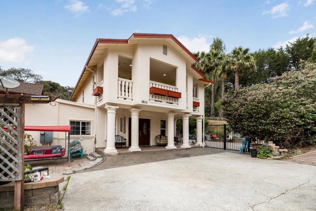 18171 Berta Canyon Road Property Photo 1