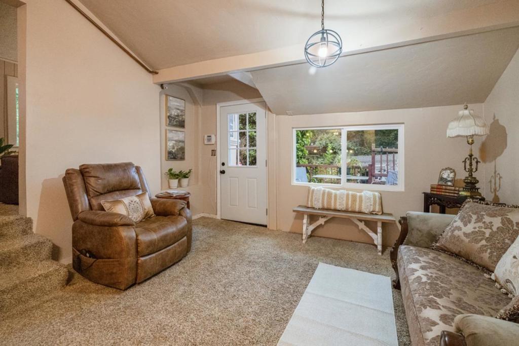 18171 Berta Canyon Road Property Photo 16