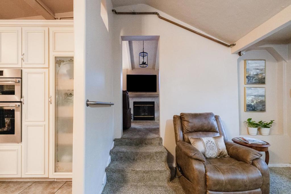 18171 Berta Canyon Road Property Photo 18
