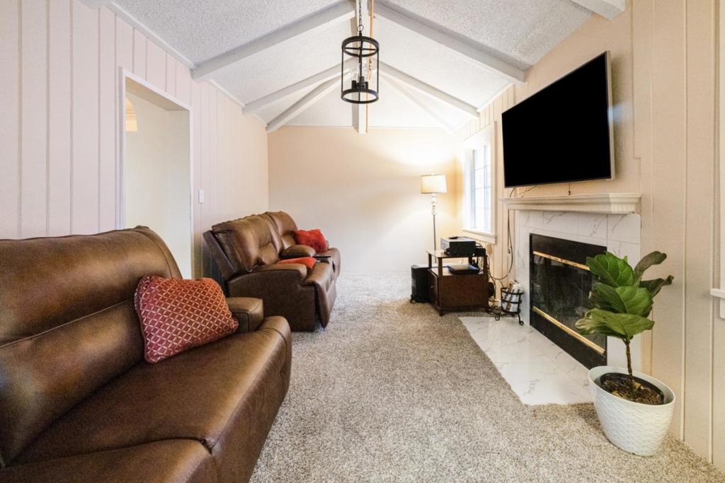 18171 Berta Canyon Road Property Photo 19