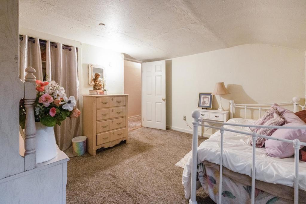 18171 Berta Canyon Road Property Photo 22