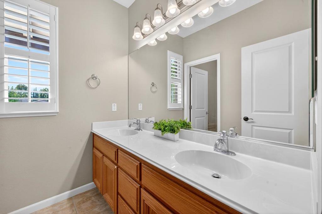 7532 Strath Place Property Photo 22