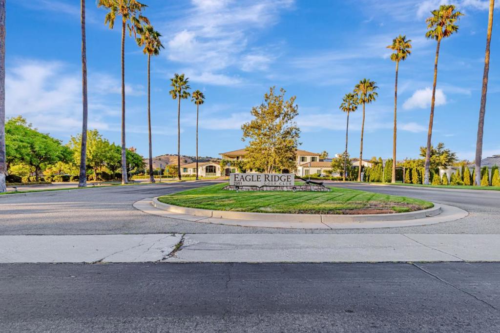 7532 Strath Place Property Photo 46