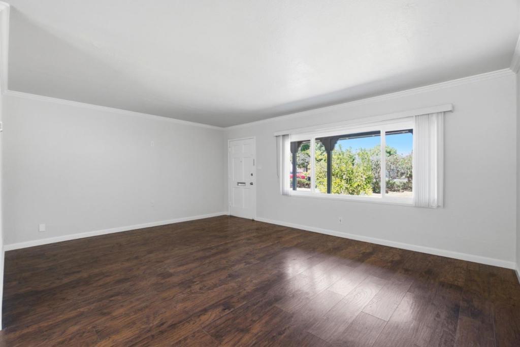 10010 Bret Avenue Property Photo 3