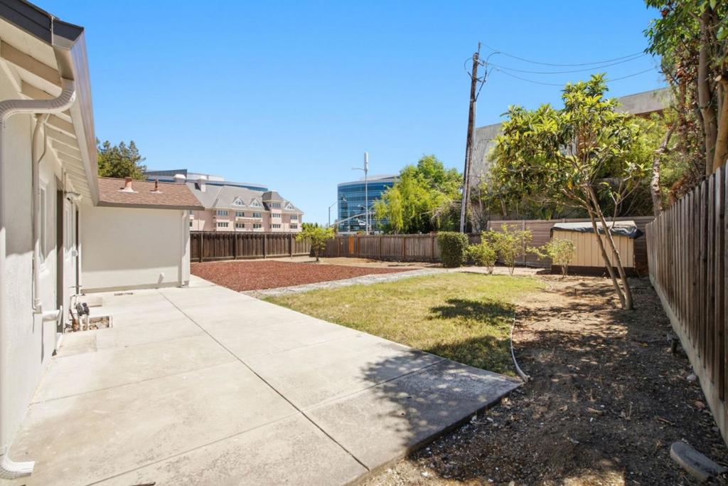 10010 Bret Avenue Property Photo 23