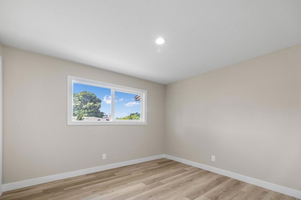 116 Enos Drive Property Photo 10