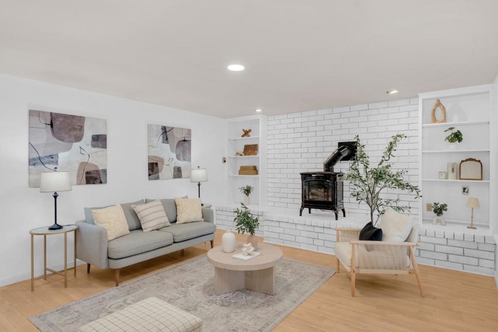 18485 Main Boulevard Property Photo 18
