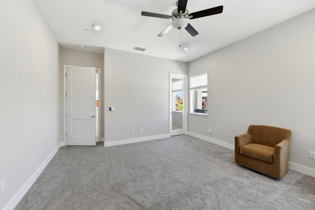 9060 Horvath Street Property Photo 18