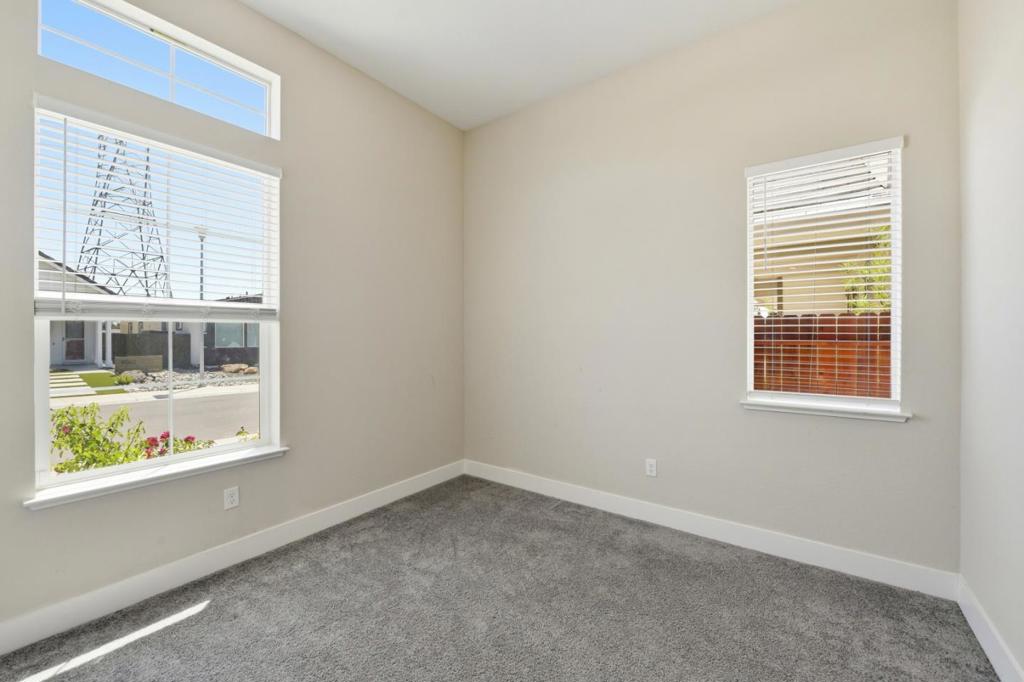 9060 Horvath Street Property Photo 21