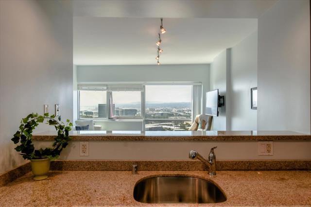 1 Mandalay Place 805 Property Photo 12