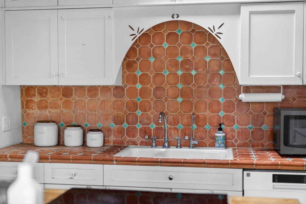 103 Green Street Property Photo 17