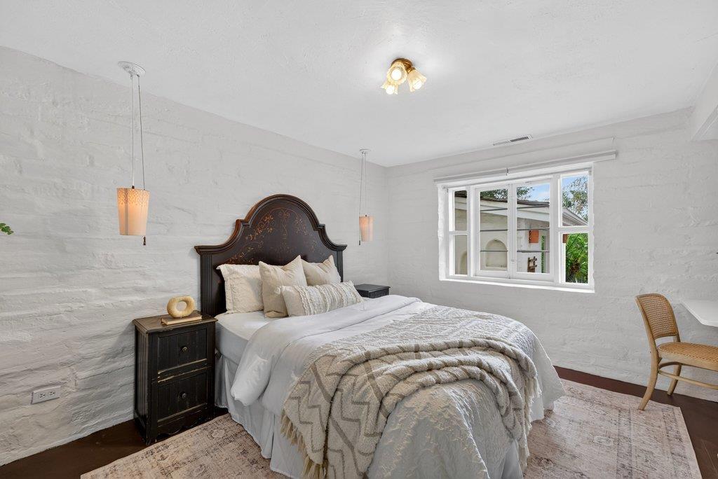 103 Green Street Property Photo 31