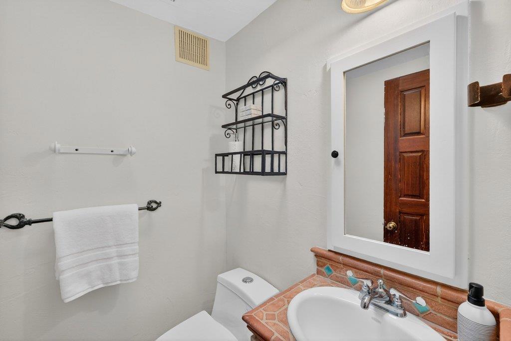 103 Green Street Property Photo 36
