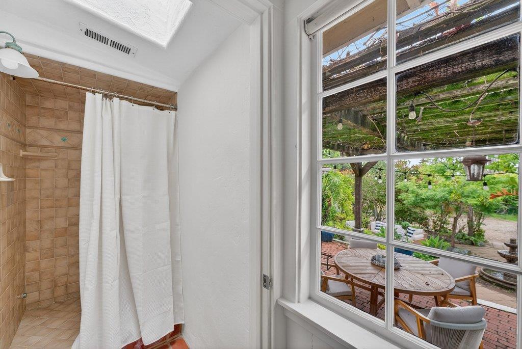 103 Green Street Property Photo 37