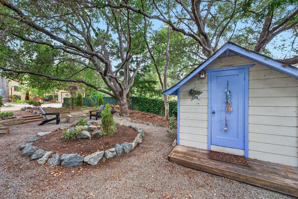 103 Green Street Property Photo 65