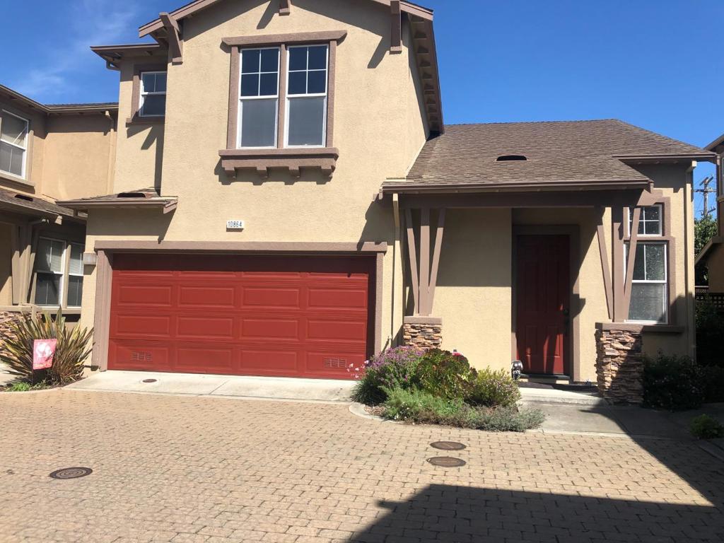 10864 Peerless Court Property Photo