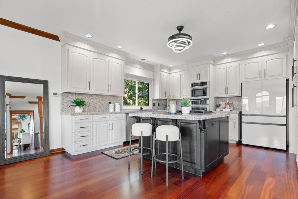 17 Kite Hill Road Property Photo 16