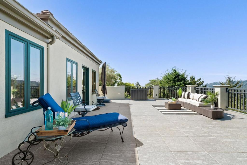 17 Kite Hill Road Property Photo 51