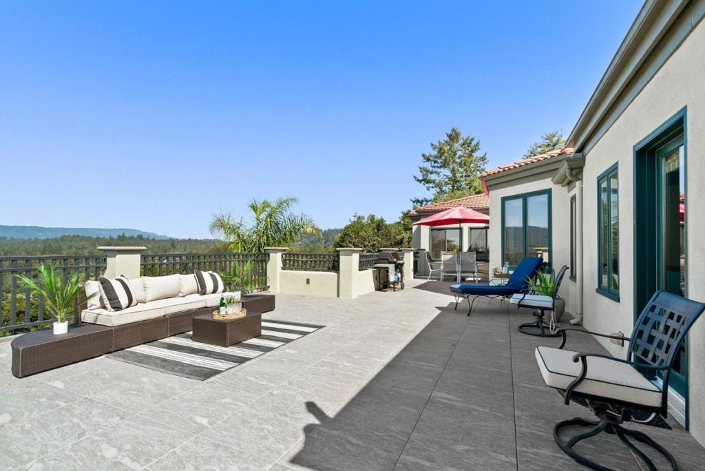17 Kite Hill Road Property Photo 52