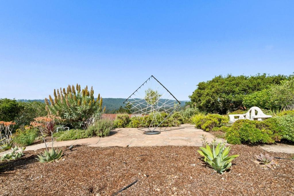 17 Kite Hill Road Property Photo 60