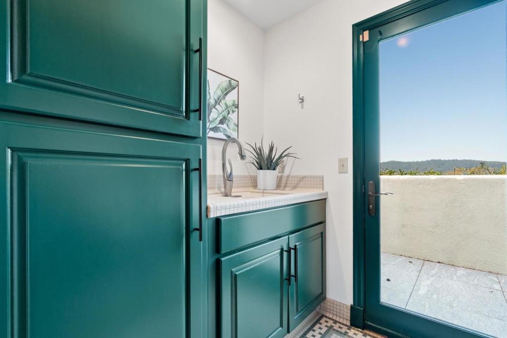 17 Kite Hill Road Property Photo 89