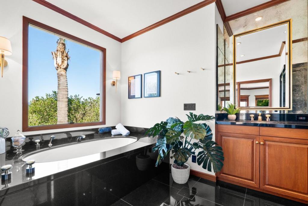 17 Kite Hill Road Property Photo 91